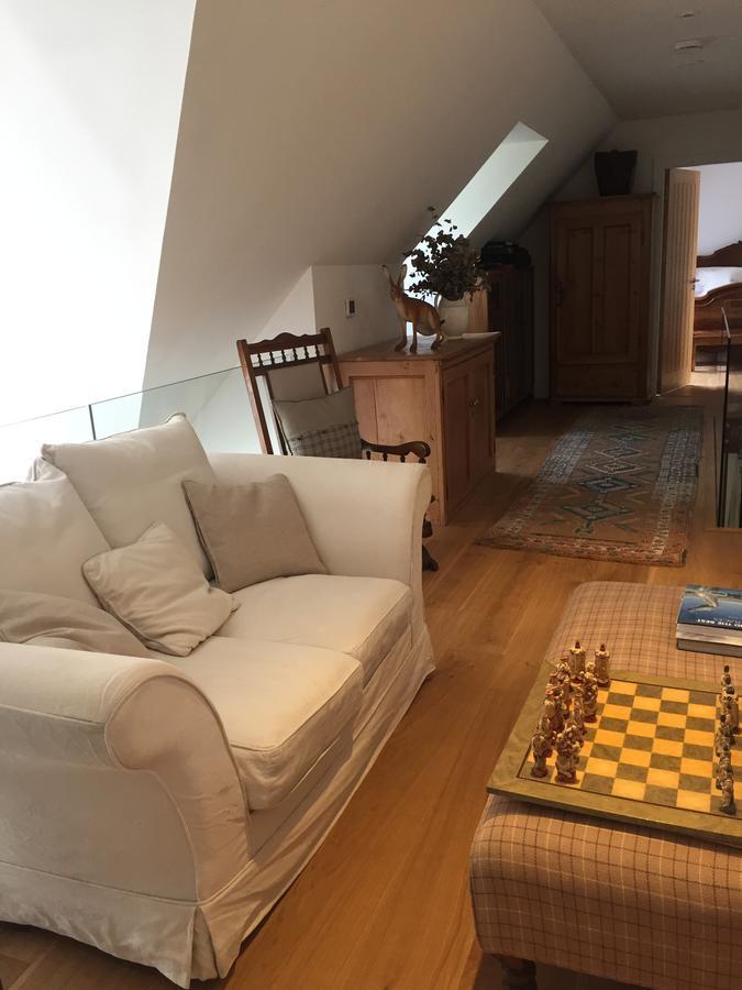 مبيت وإفطار نايرن The Wendy Hoose المظهر الخارجي الصورة